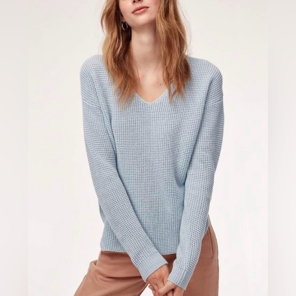 100% Merino Wool Aritzia Wilfred Free V-Neck Sweater Light Blue - Picture 1 of 7